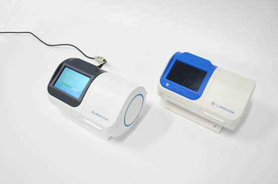 เครื่องวิเคราะห์ HbA1c เครื่องวิเคราะห์โลหิตวิทยาการตรวจจับ LD-100 เครื่องวิเคราะห์ HbA1c แบบขั้นตอนเดียวการใช้งานทางการแพทย์